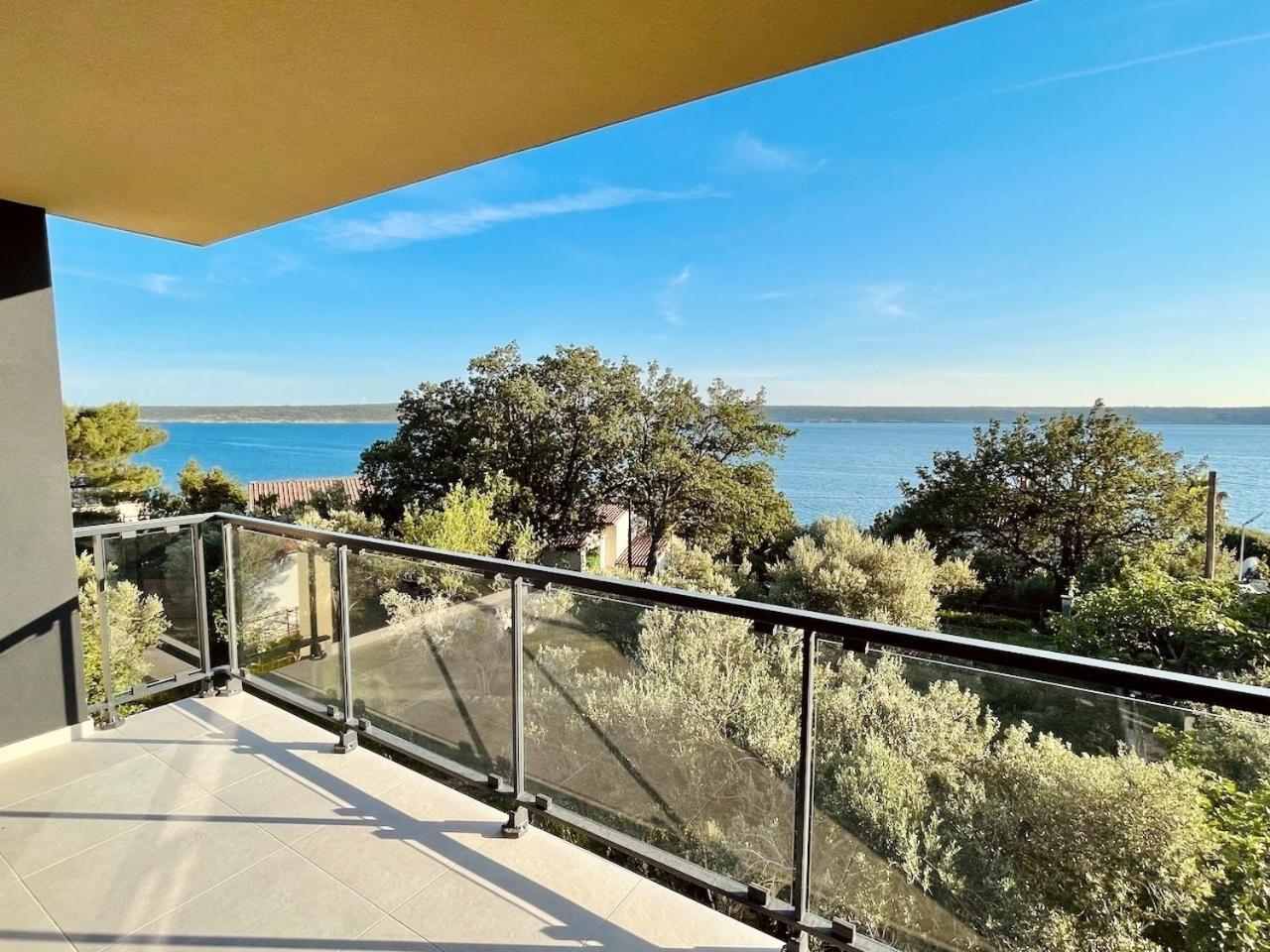 Ferienwohnung Mit Beheiztem Pool, 60 M Vom Strand Maslenica Exteriér fotografie