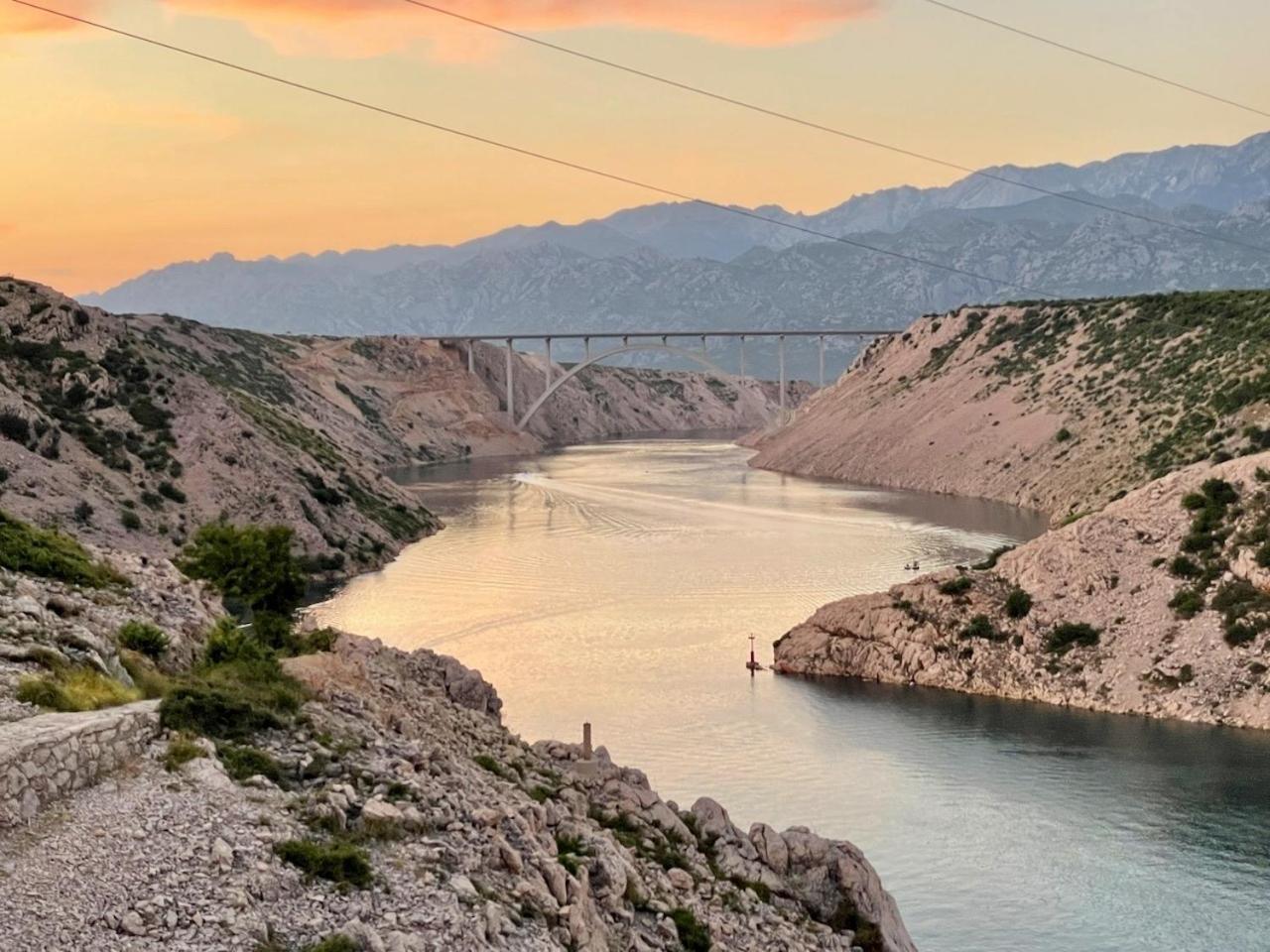 Ferienwohnung Mit Beheiztem Pool, 60 M Vom Strand Maslenica Exteriér fotografie
