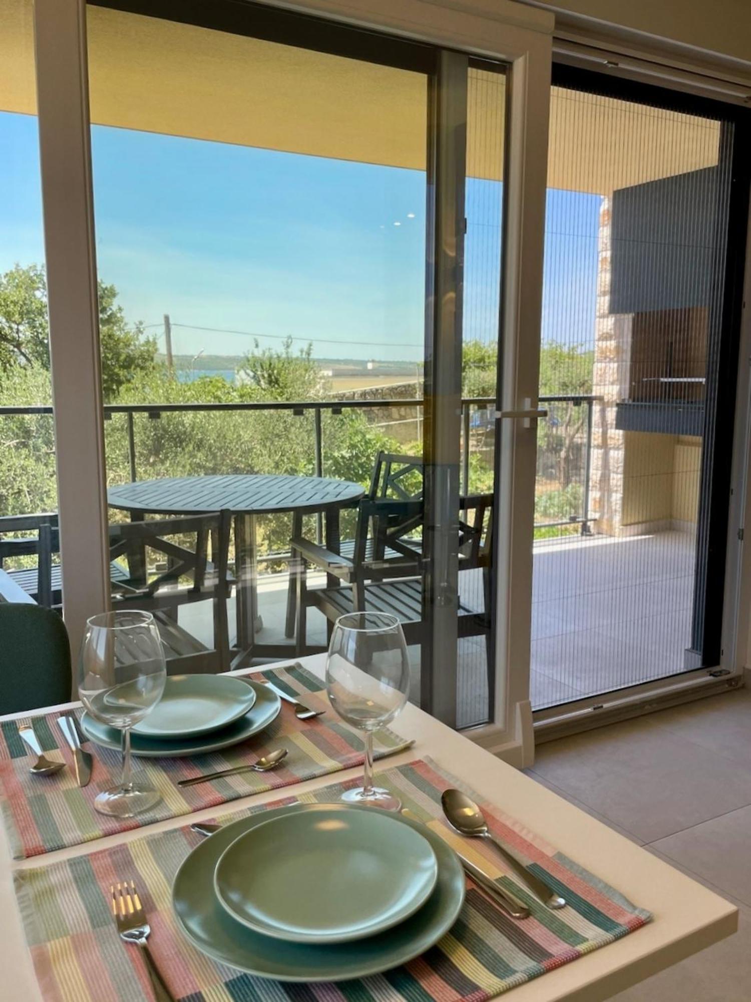Ferienwohnung Mit Beheiztem Pool, 60 M Vom Strand Maslenica Exteriér fotografie